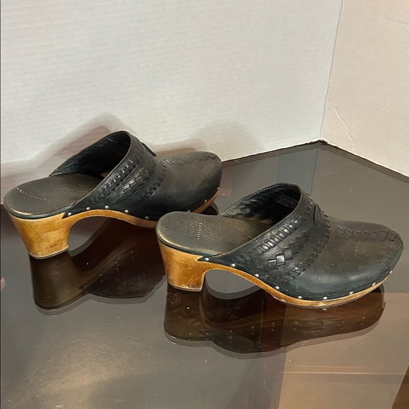 UGG Black Leather Woven Clogs - Picture 7 of 7
